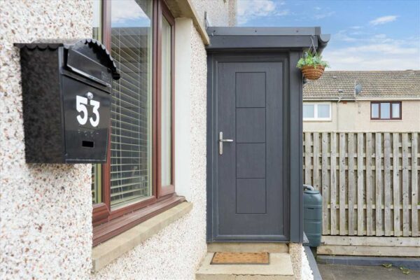 Couston Drive, Dalgety Bay