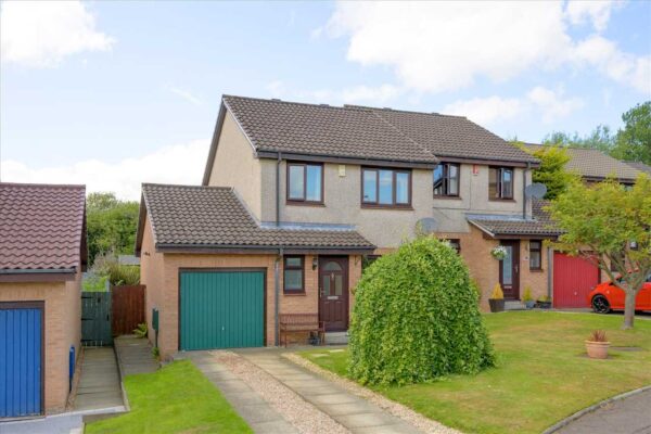Moubray Road, Dalgety Bay