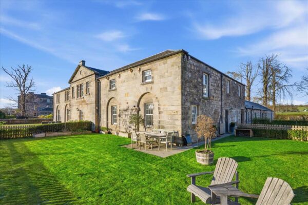 Old Stable House, Culross
