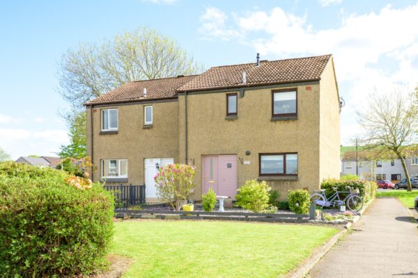 Ridley Drive, Rosyth, KY11