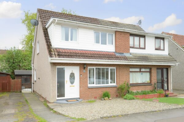 Northbank Road, Cairneyhill, KY12