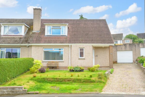 Thimblehall Drive, Dunfermline, KY12
